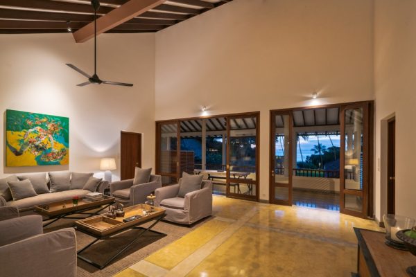 3. Sitting Area