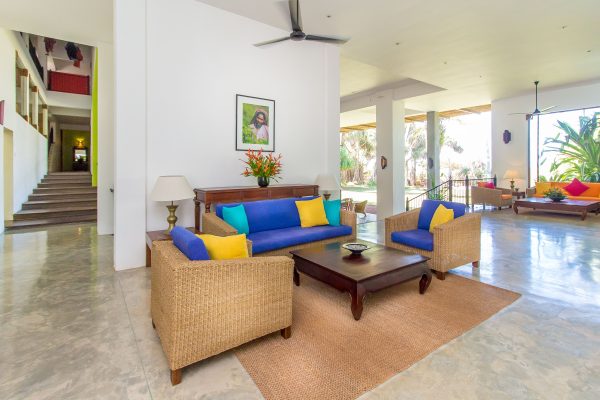 Lounge 2