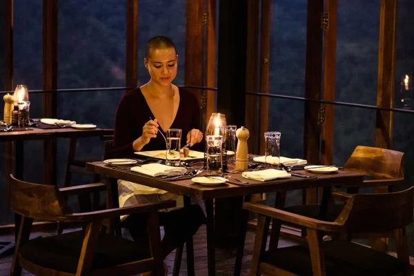 dining-d